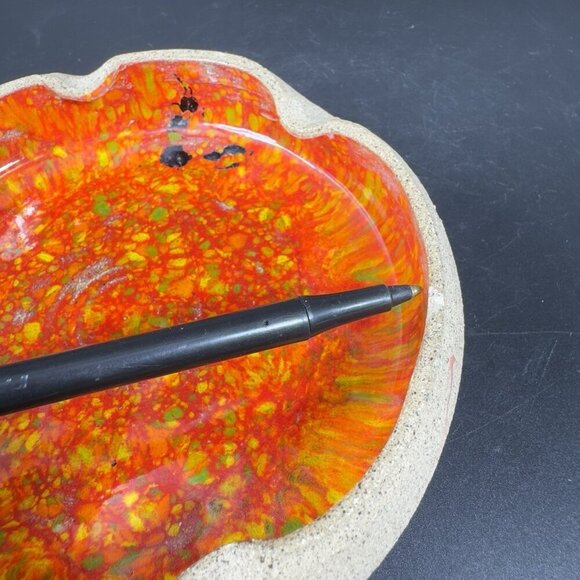 Hand Made Studio Art Pottery Ashtray Trinket Dish Folded Edges Artist Signed VTG - Picture 5 of 12